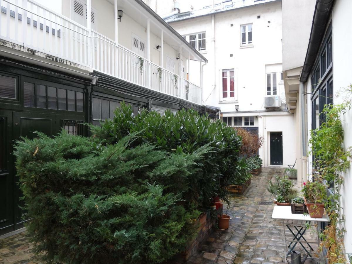 Little Boudoir Of Paris Champs-Elysees Apartment Exterior photo